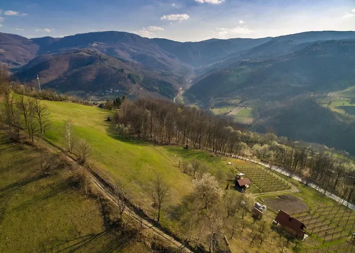 Brvnara Na Bregu 바이나 바슈타