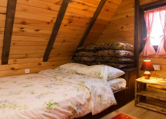 Brvnara Na Bregu * 바이나 바슈타