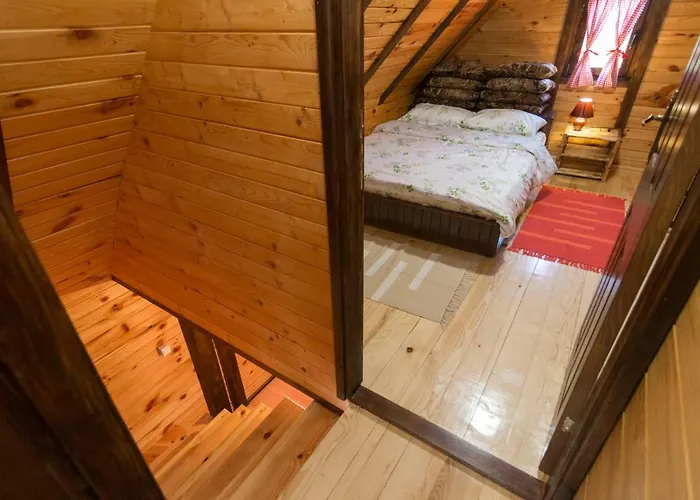 Brvnara Na Bregu * 바이나 바슈타